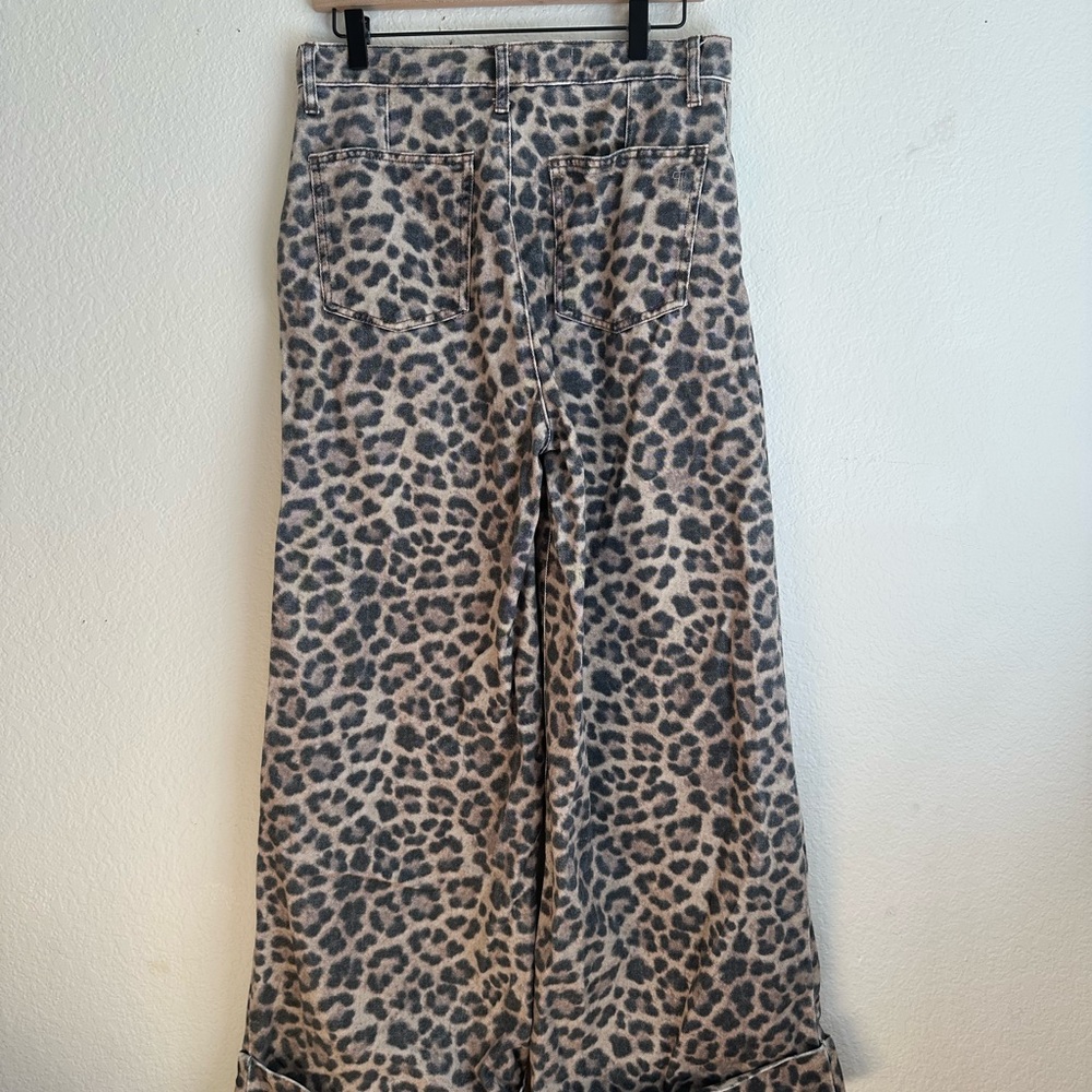 Pilcro Animal Print Wide-Leg Jeans - Picture 2 of 6
